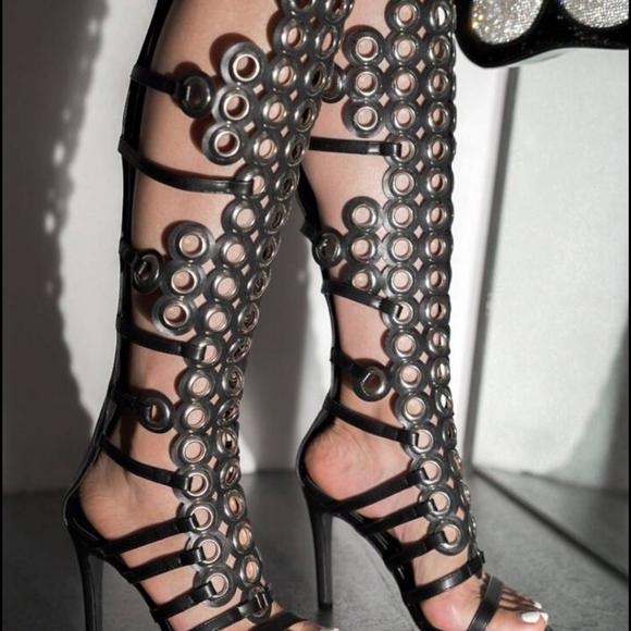 Lalalyn Black Gunmetal Heels Cape Robbin 6.5W - Picture 1 of 8